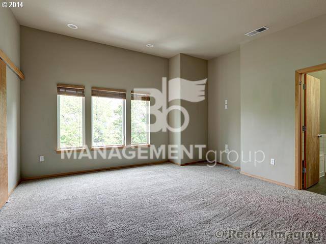 House for rent at 5124 SW Dolph Court, Portland, OR 97219