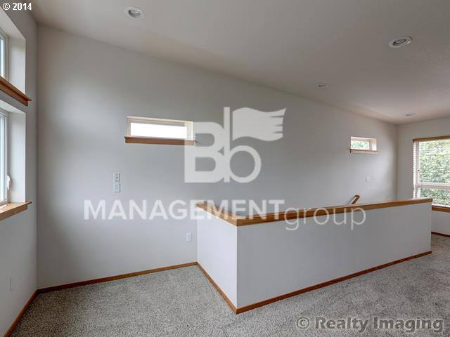 House for rent at 5124 SW Dolph Court, Portland, OR 97219