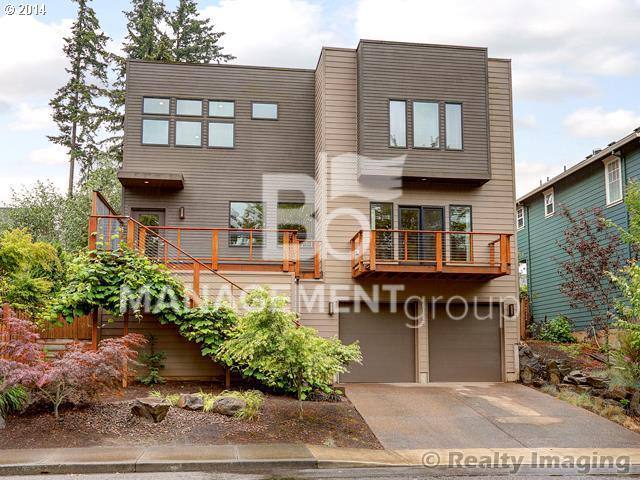 House for rent at 5124 SW Dolph Court, Portland, OR 97219