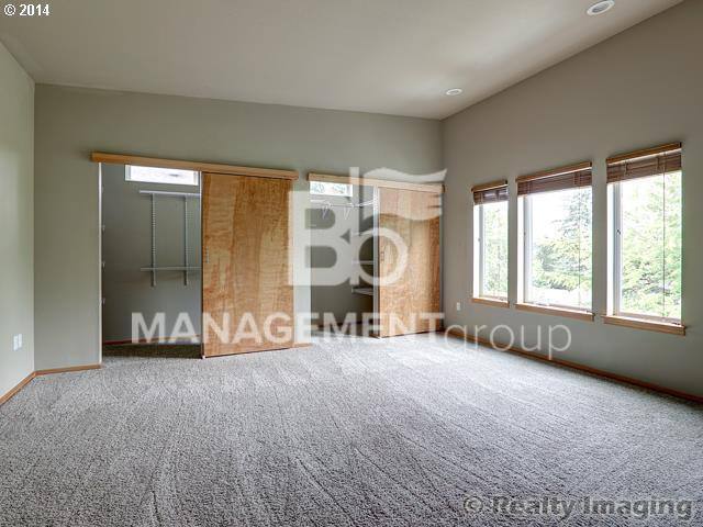 House for rent at 5124 SW Dolph Court, Portland, OR 97219