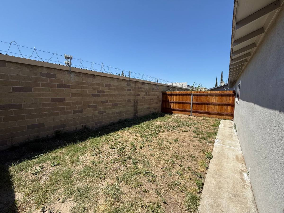 Apartment for rent at 1713 Randazzo Ave, Modesto, CA 95350