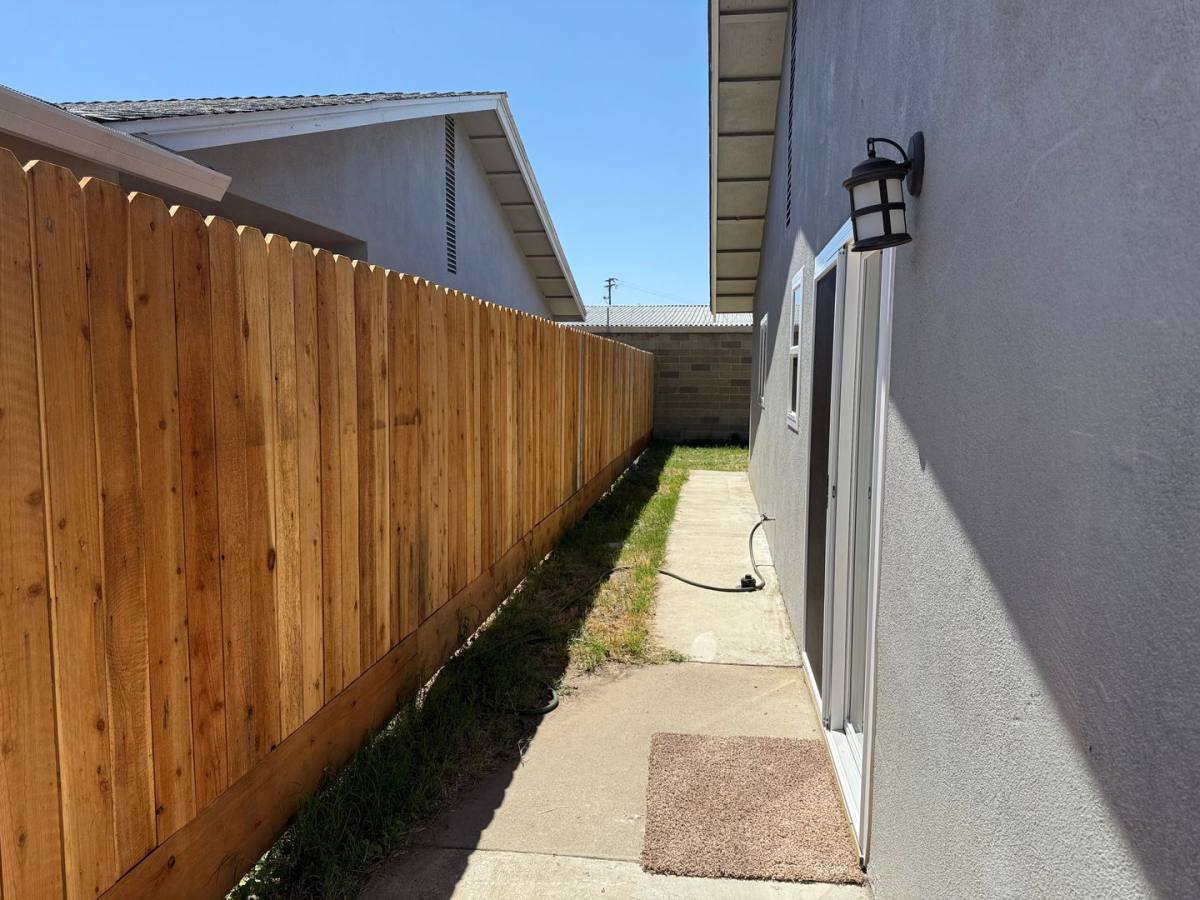 Apartment for rent at 1713 Randazzo Ave, Modesto, CA 95350