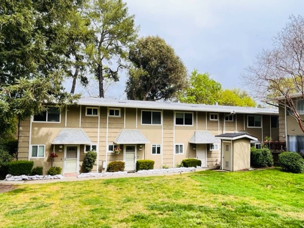 Townhouse for rent at 394 Ilo Lane, Danville, CA 94526