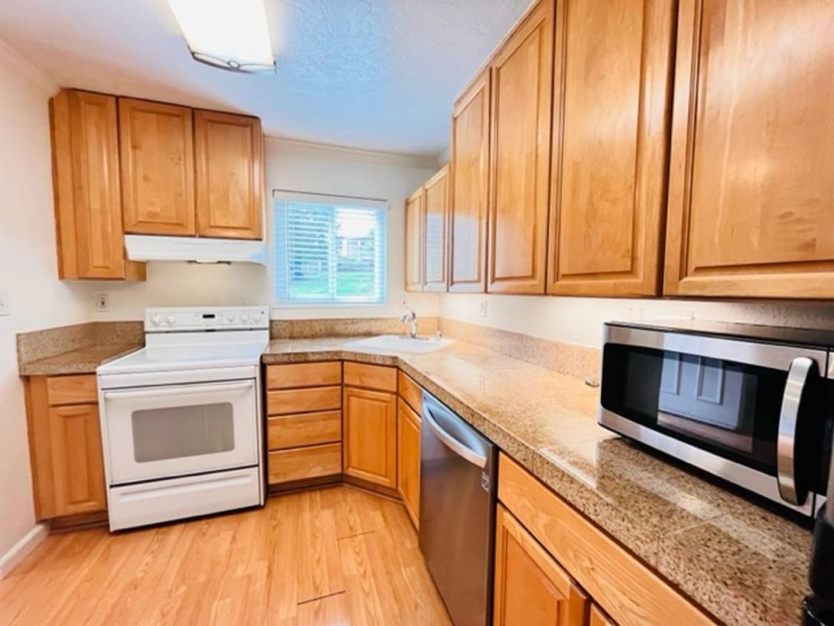 Townhouse for rent at 394 Ilo Lane, Danville, CA 94526