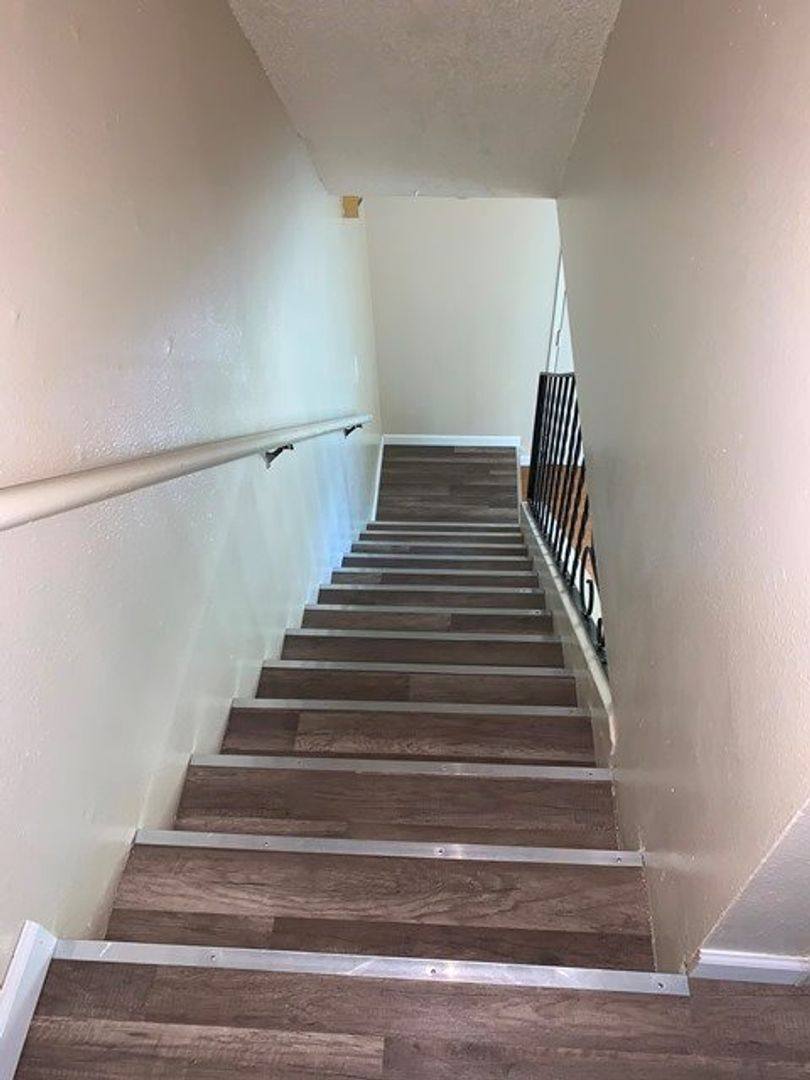 Townhouse for rent at 28 Nevada St, Klamath Falls, OR 97601