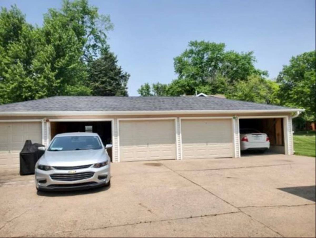 Apartment for rent at 200 N 1st St, Carlisle, IA 50047