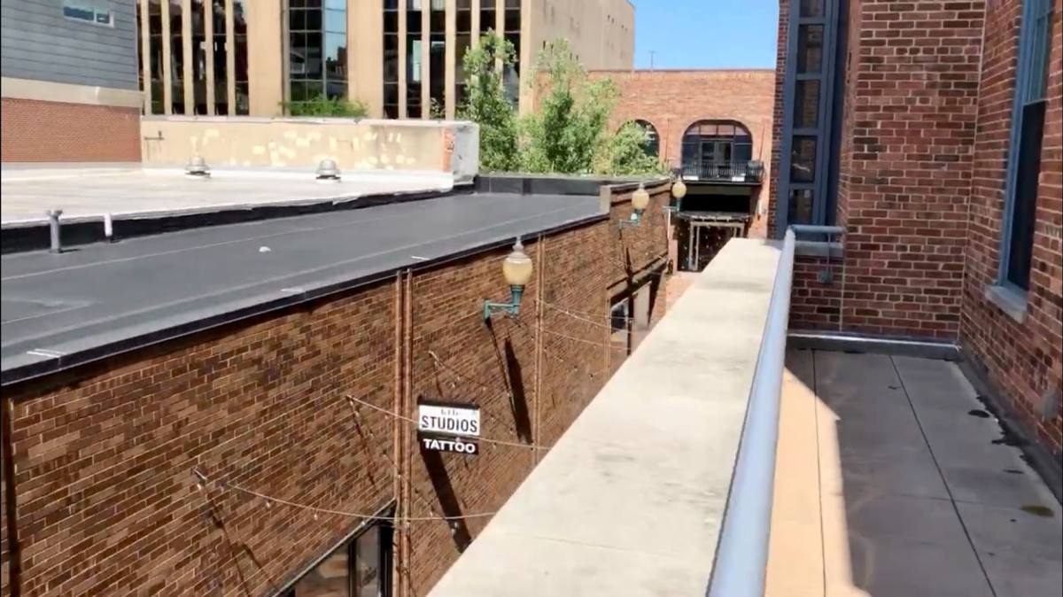 Apartment for rent at 214 S Kalamazoo Mall, Kalamazoo, MI 49007