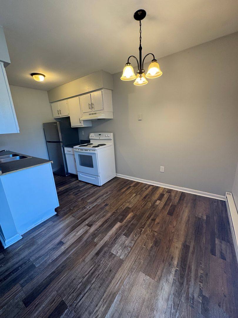 Apartment for rent at 6635 Wolf Creek Pike, Dayton, OH 45426