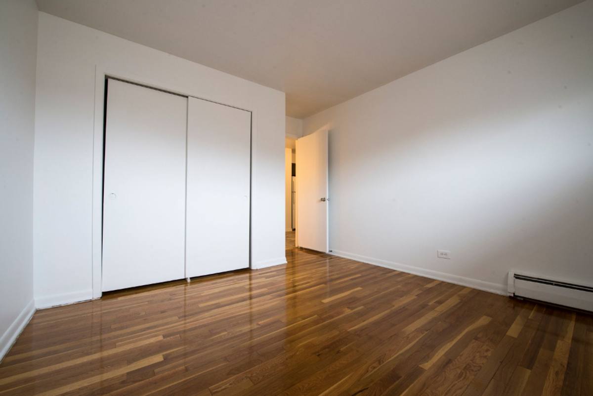 Apartment for rent at 634 Sibley Blvd, Calumet City, IL 60409