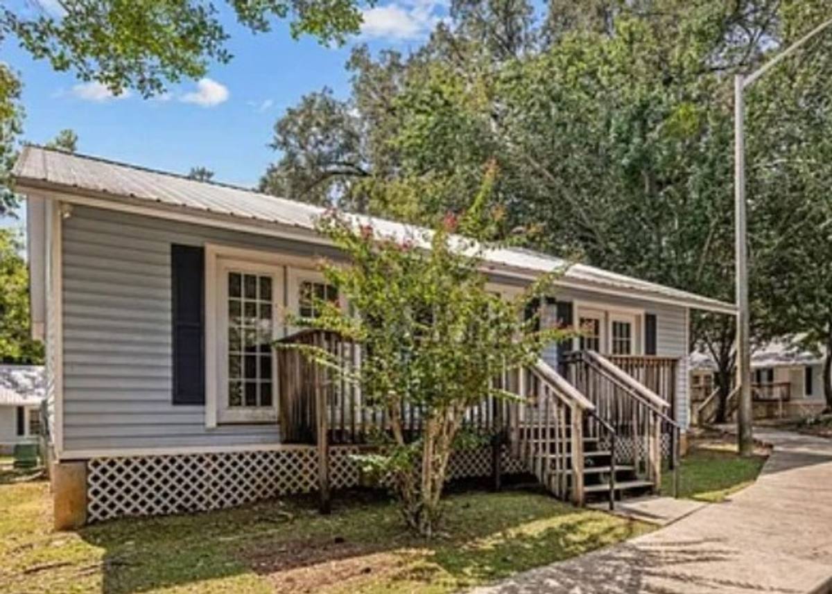 Apartment for rent at 2205 Magnoli Circle, Tallahassee, FL 32301