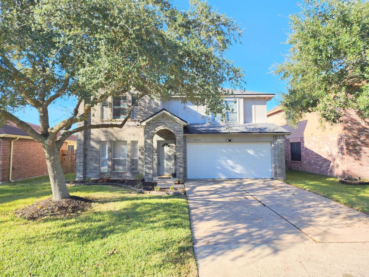 House for rent at 18123 Noble Forest Dr, Humble, TX 77346
