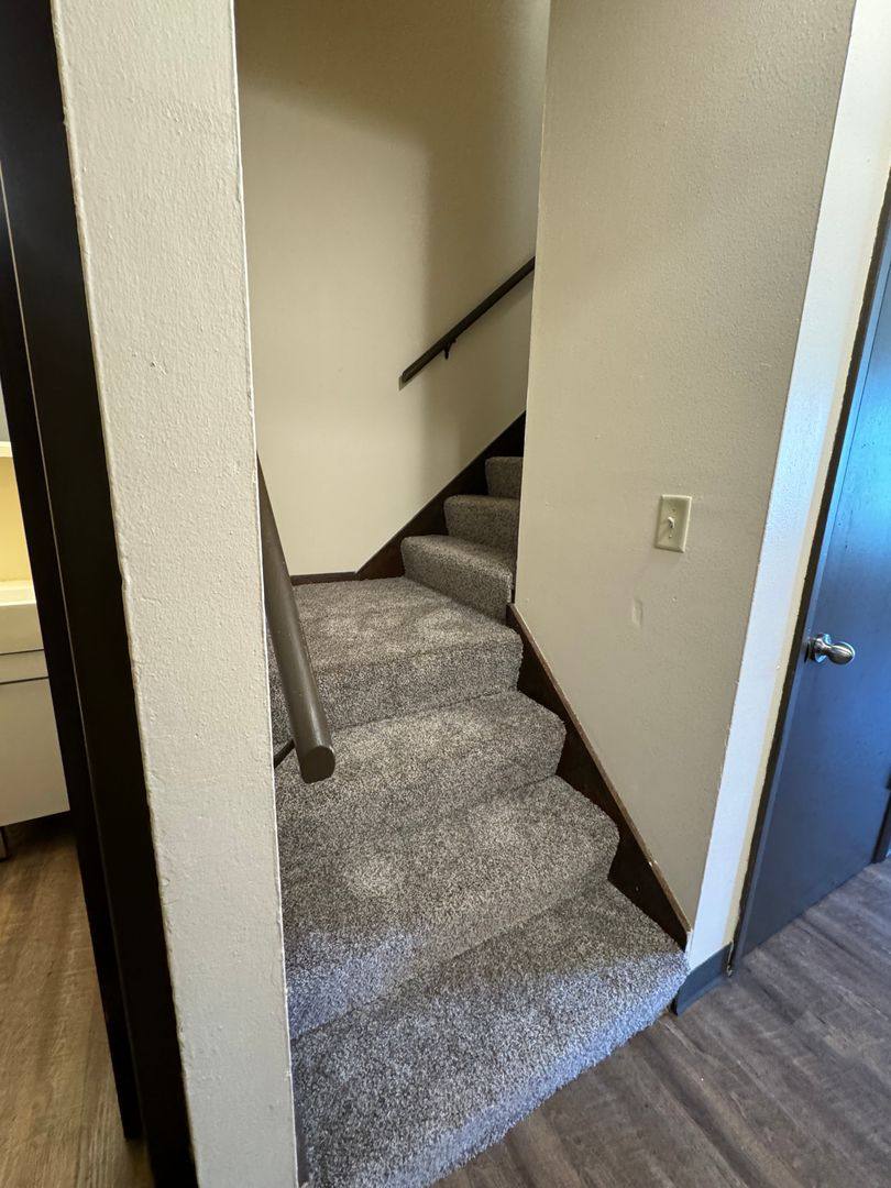Townhouse for rent at 702 - 830 Stillwell Ave, Oshkosh, WI 54901