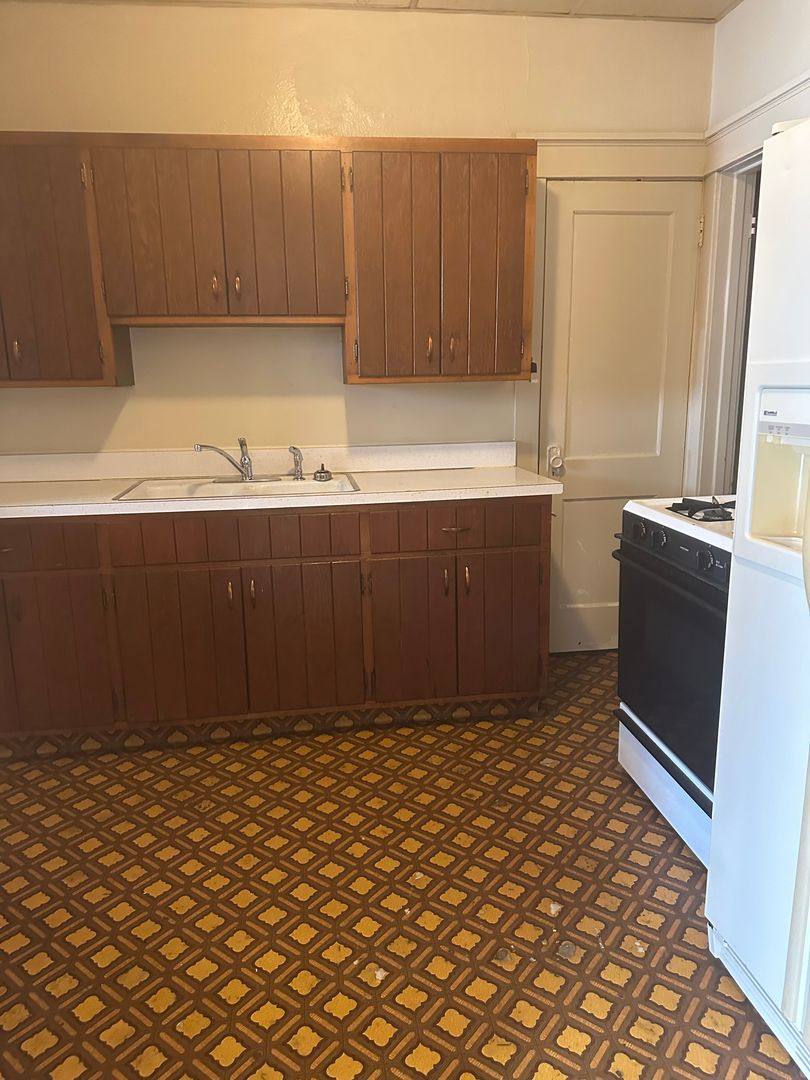 Apartment for rent at 913 3rd Ave N, Fort Dodge, IA 50501