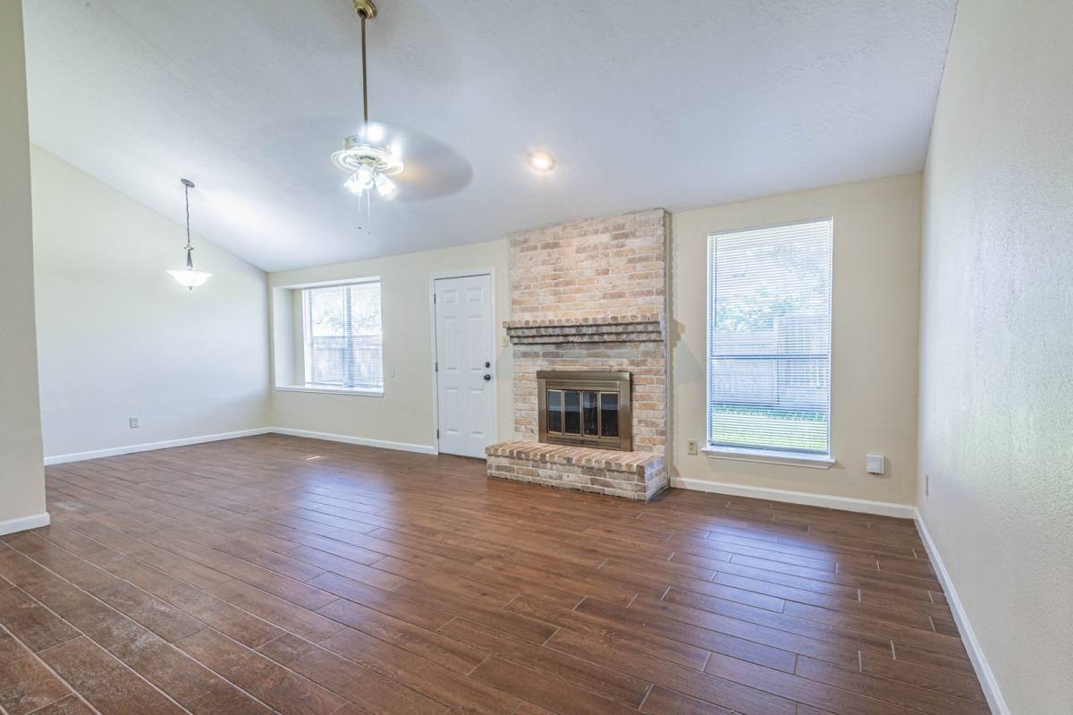House for rent at 11438 Brook Meadow Dr, Houston, TX 77089