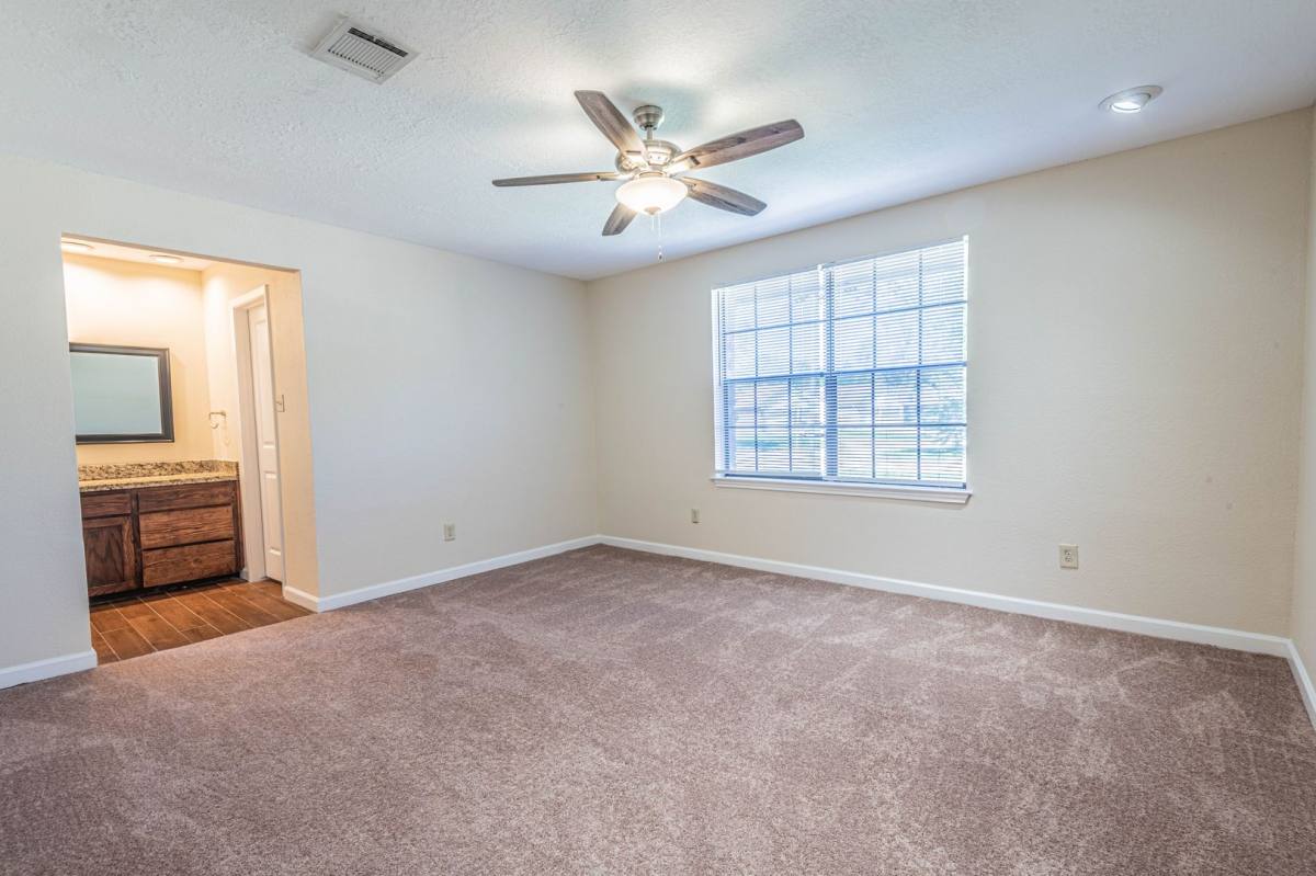 House for rent at 11438 Brook Meadow Dr, Houston, TX 77089