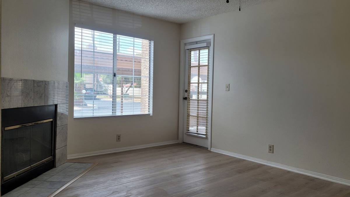 Condo for rent at 1375 E Hacienda Ave, Las Vegas, NV 89119