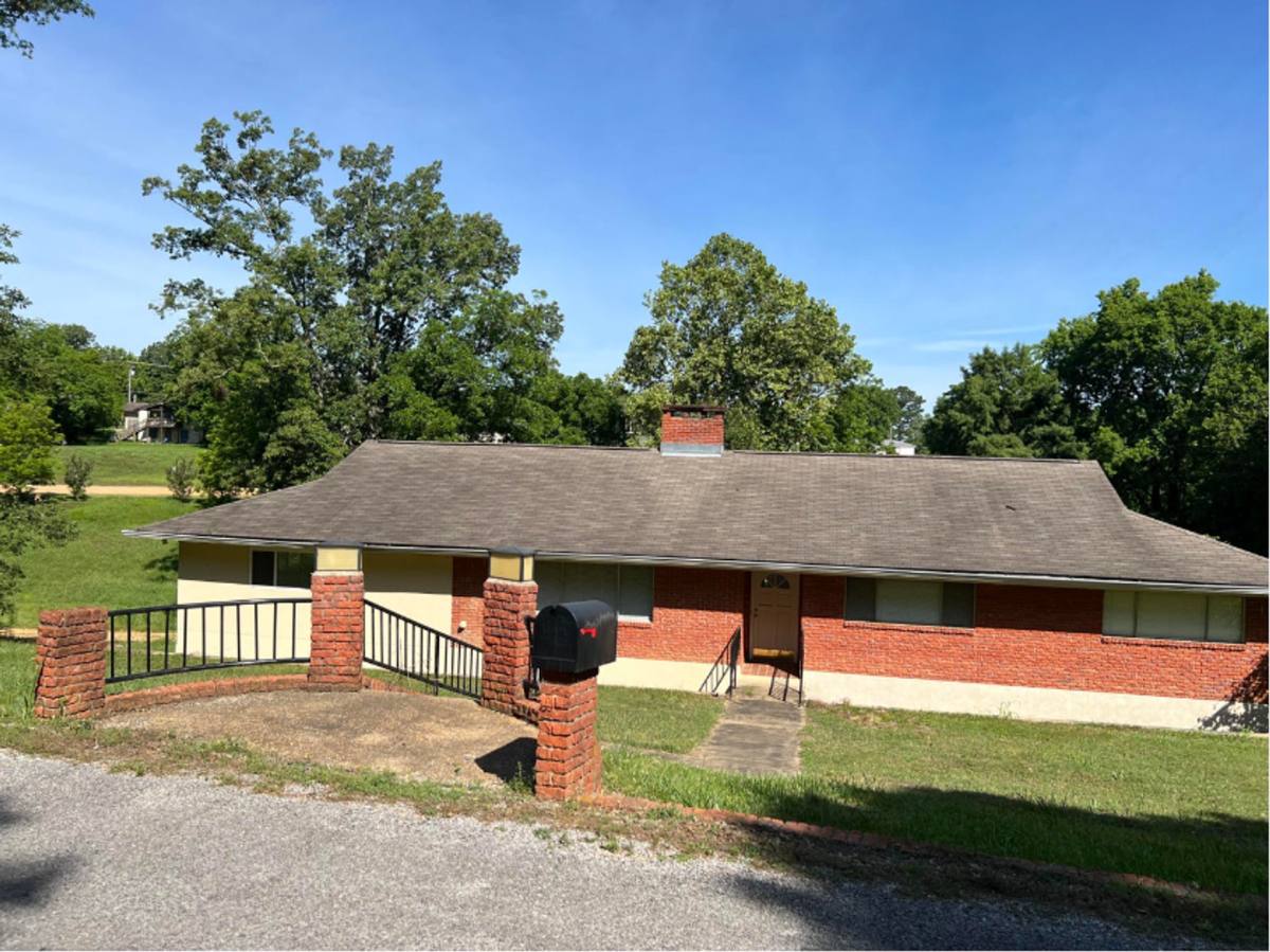 Apartment for rent at 87 Ridgecrest Dr, Starkville, MS 39759