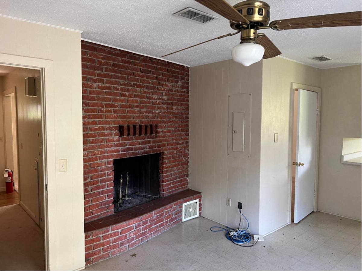 Apartment for rent at 87 Ridgecrest Dr, Starkville, MS 39759