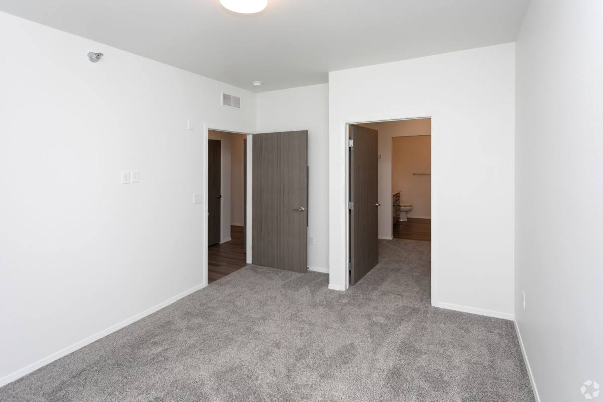Apartment for rent at 601 W 86th St, Sioux Falls, SD 57108