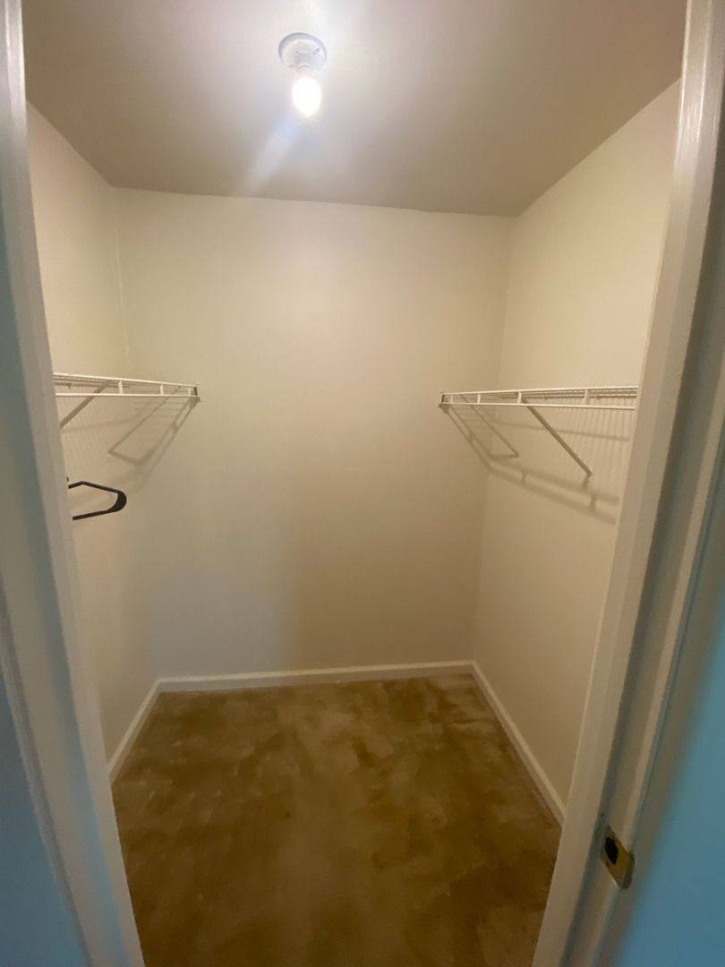 Apartment for rent at 32 Woodglen, Arnold, MO 63010