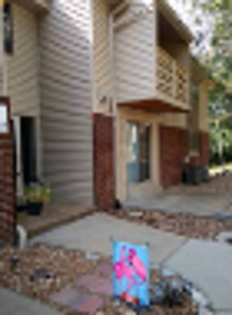 Apartment for rent at 32 Woodglen, Arnold, MO 63010