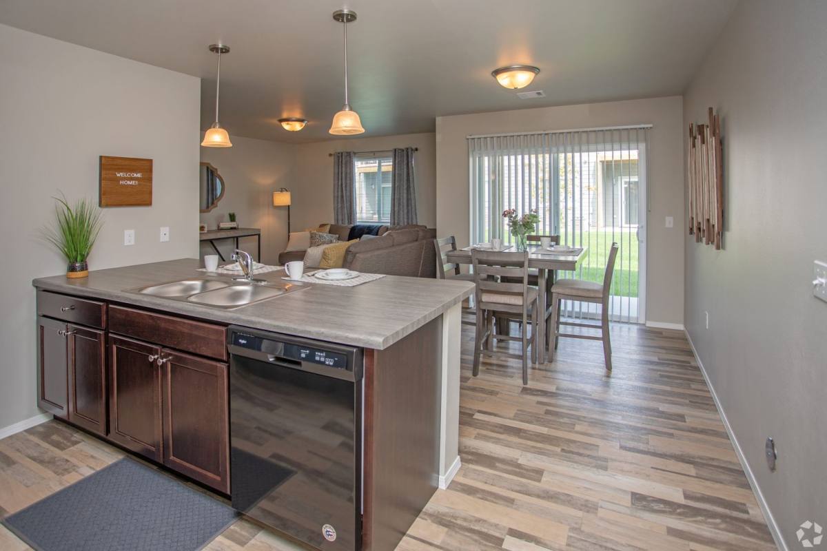 Apartment for rent at 516 E Clearwater Place, Sioux Falls, SD 57108
