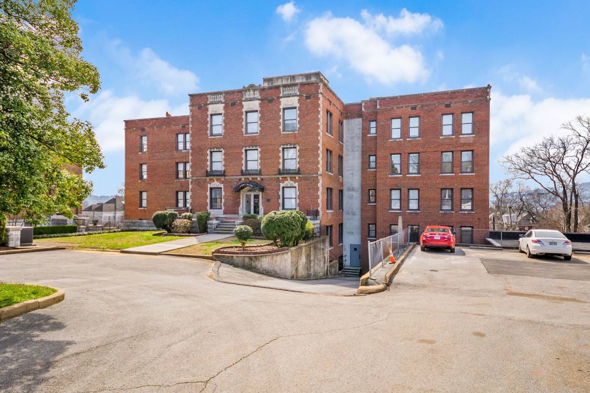Apartment for rent at 870 Vine St, Chattanooga, TN 37403
