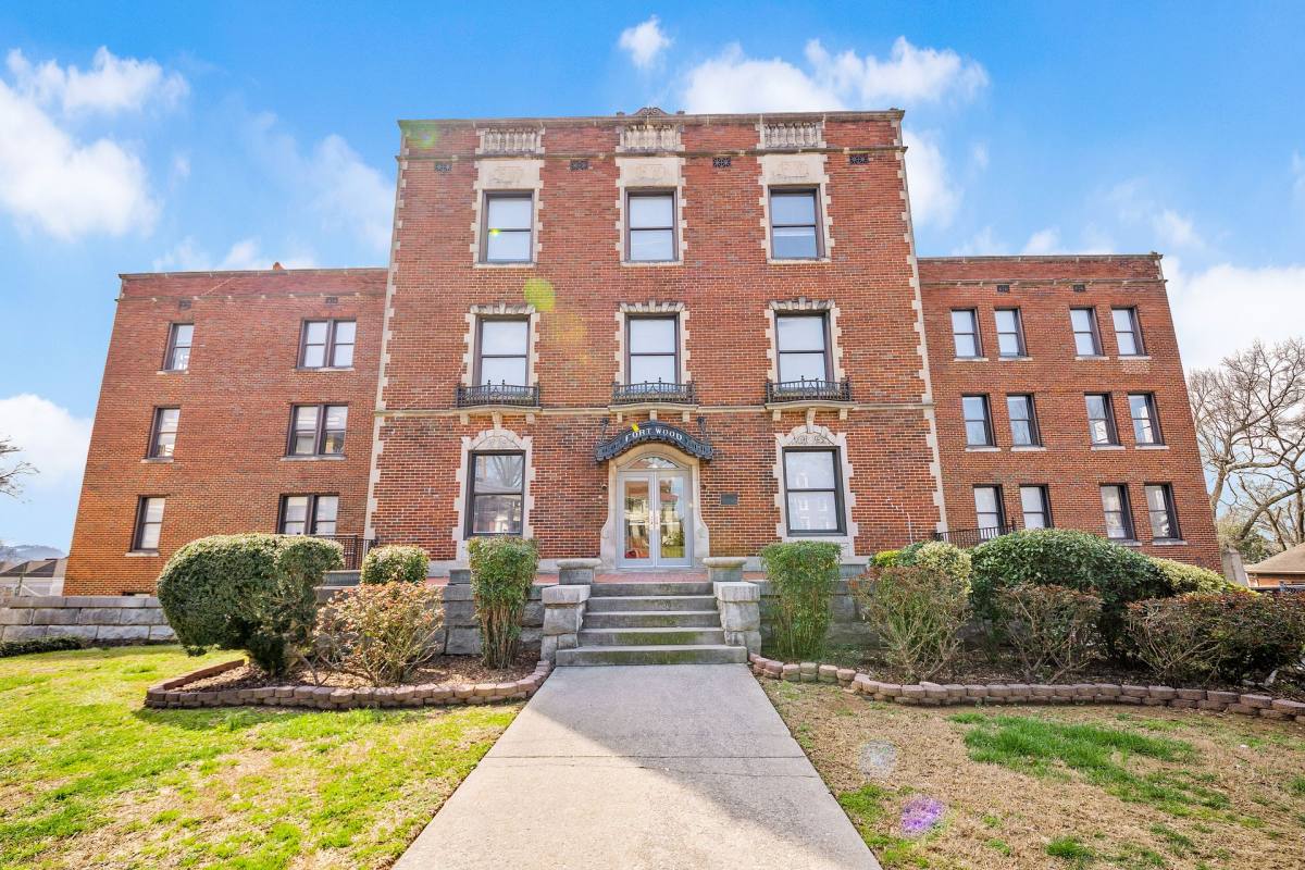 Apartment for rent at 870 Vine St, Chattanooga, TN 37403