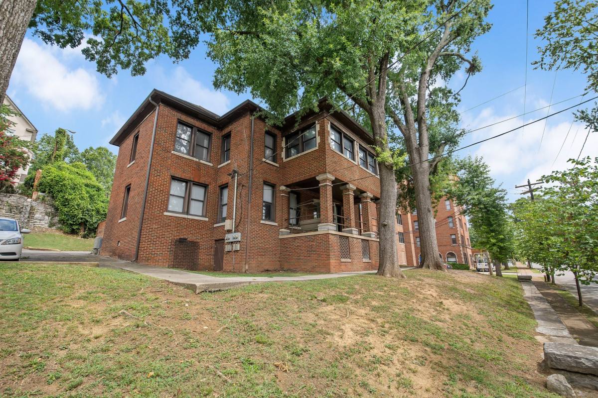Apartment for rent at 870 Vine St, Chattanooga, TN 37403
