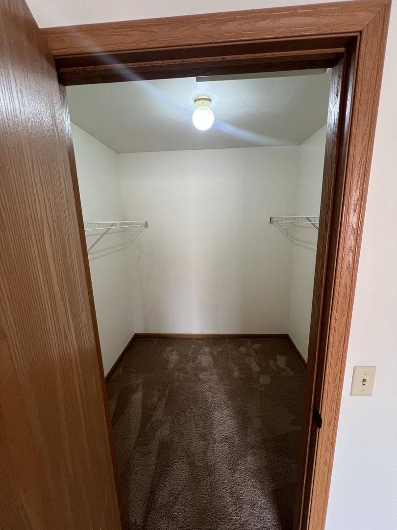 Apartment for rent at 700 Creek Rd, West Bend, WI 53090