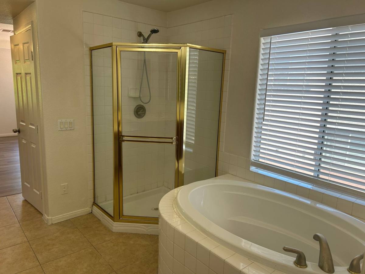 House for rent at 10296 Magnolia Tree Ave, Las Vegas, NV 89135