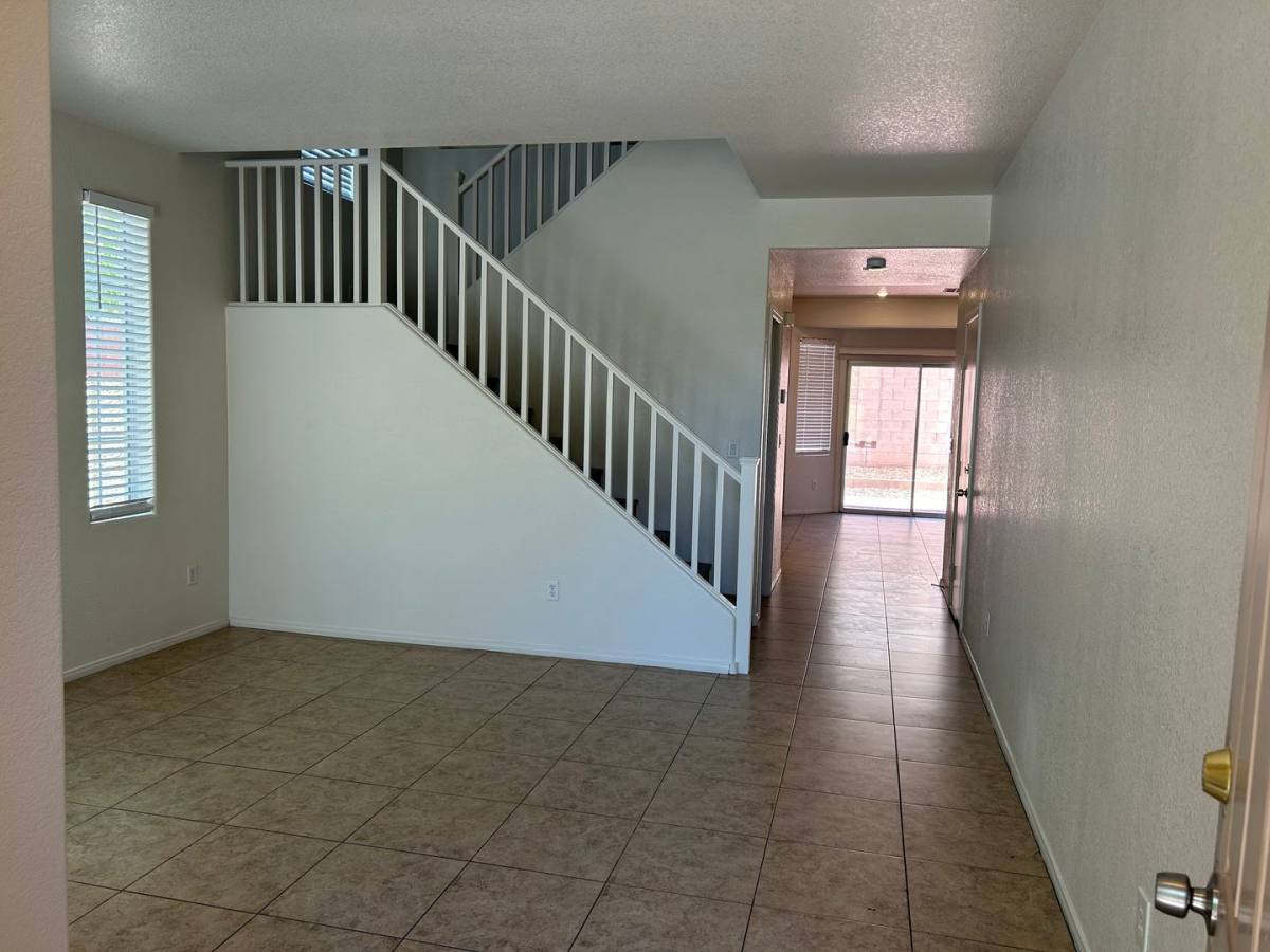 House for rent at 10296 Magnolia Tree Ave, Las Vegas, NV 89135