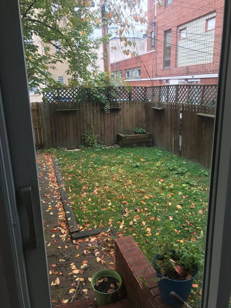 House for rent at 4744 Friendship Ave, Pittsburgh, PA 15224