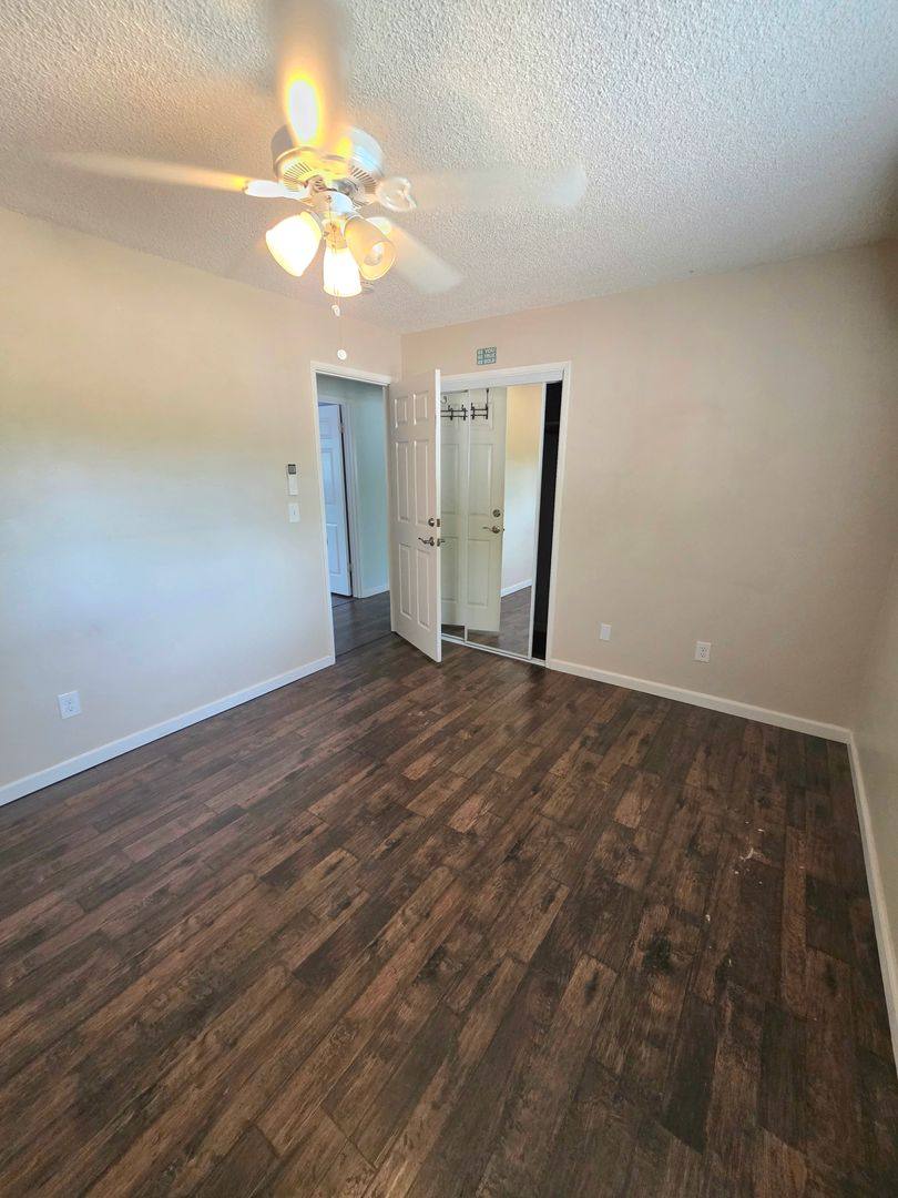 House for rent at 1424 Calexico Dr, Redding, CA 96003