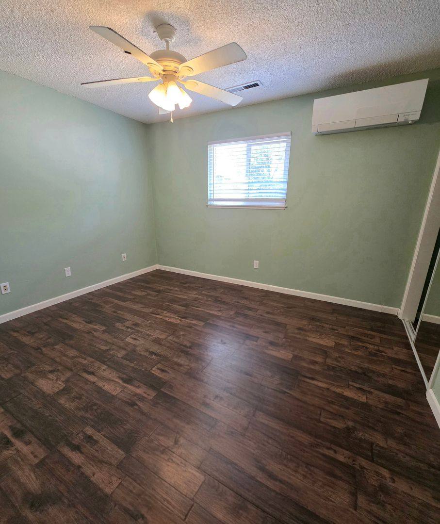 House for rent at 1424 Calexico Dr, Redding, CA 96003