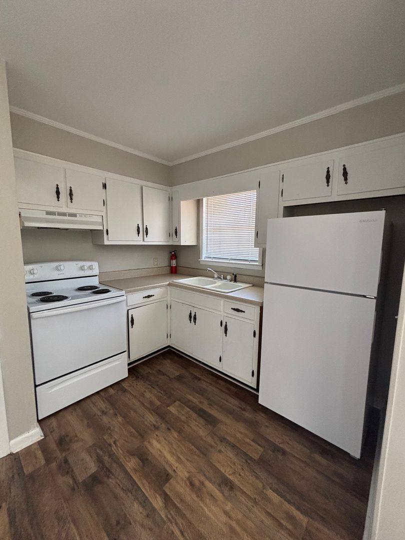 Apartment for rent at 122 Gause St, Hinesville, GA 31313