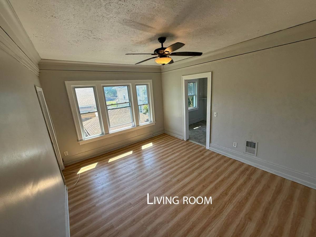 Apartment for rent at 27 Carthage Dr, Rochester, NY 14621
