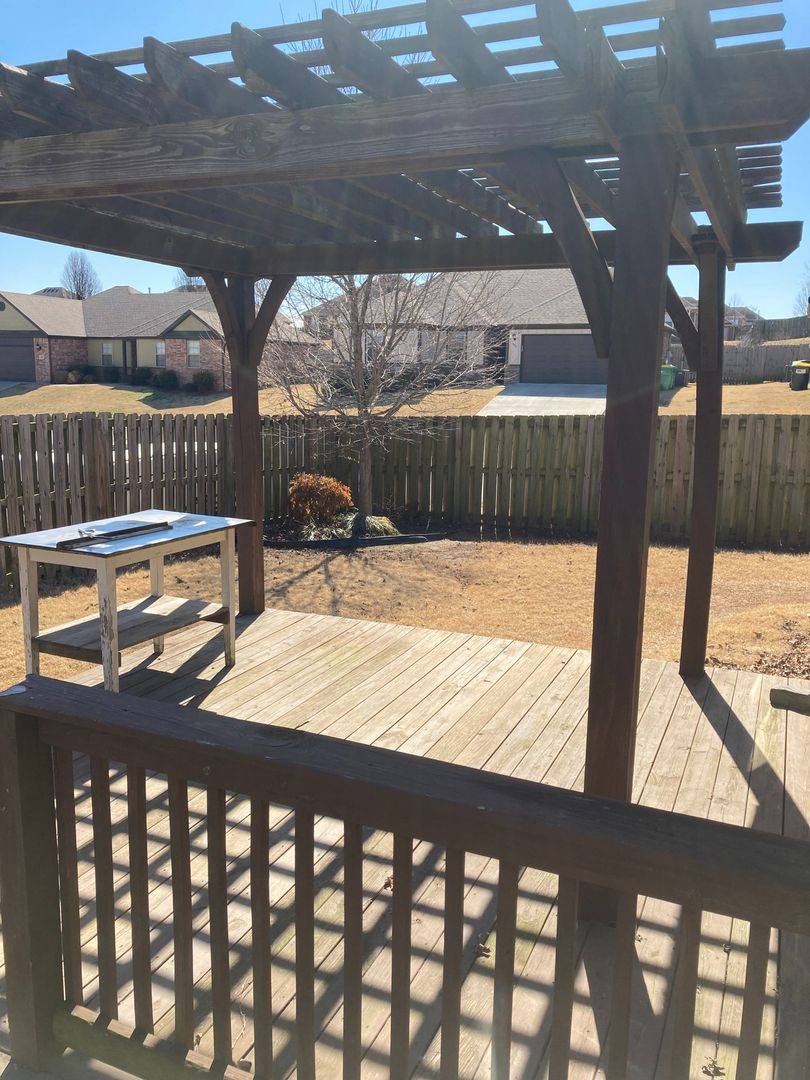 House for rent at 720 Venice St, Centerton, AR 72719