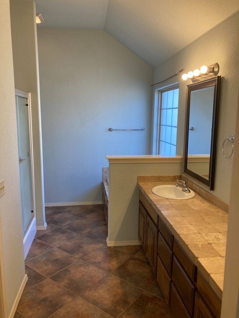 House for rent at 720 Venice St, Centerton, AR 72719