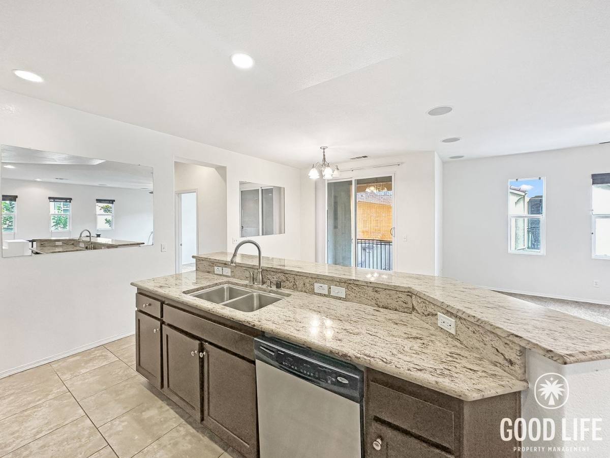Condo for rent at 425 S Meadowbrook Dr, San Diego, CA 92114
