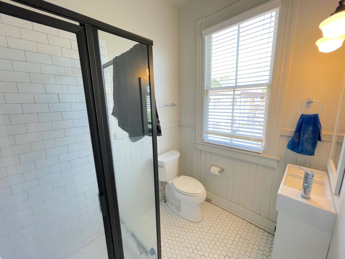 Townhouse for rent at 610 E Henry St, Savannah, GA 31401