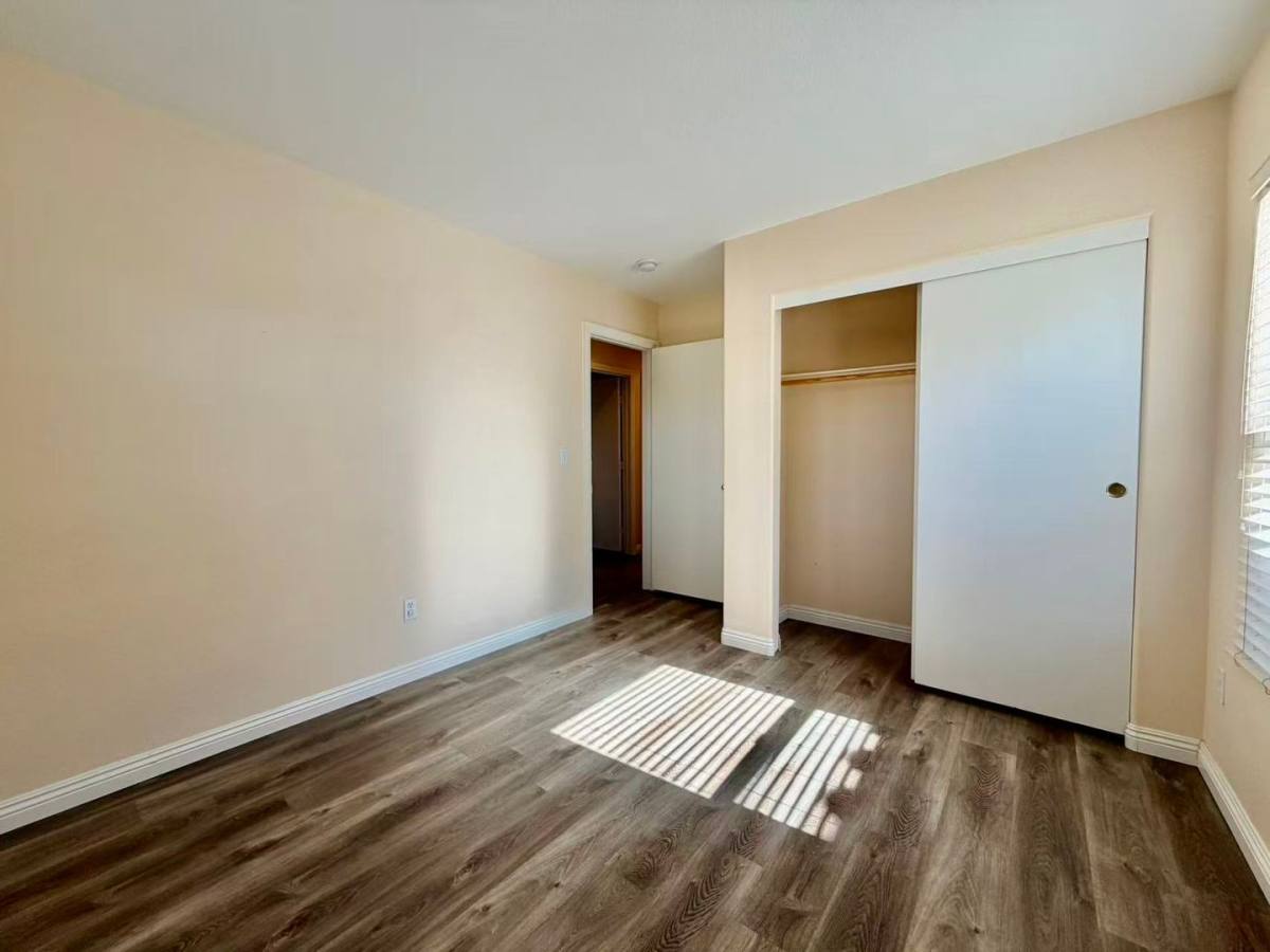 House for rent at 9137 Wine Cellar Ave, Las Vegas, NV 89148