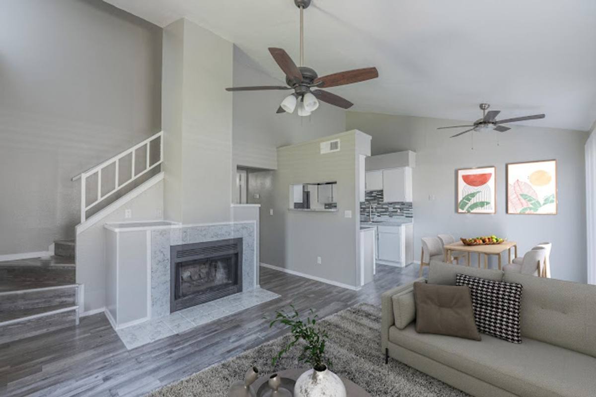 Townhouse for rent at 1208 Park Vista Dr, Arlington, TX 76012