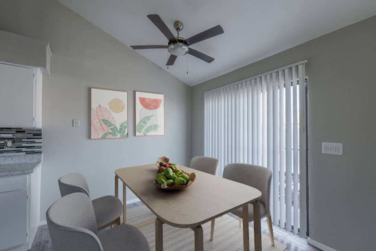 Townhouse for rent at 1208 Park Vista Dr, Arlington, TX 76012