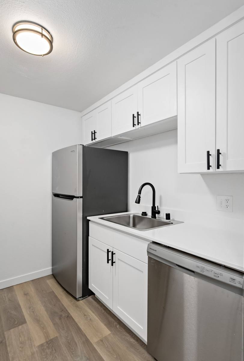 Apartment for rent at 11210 Meridian Ave N, Seattle, WA 98133