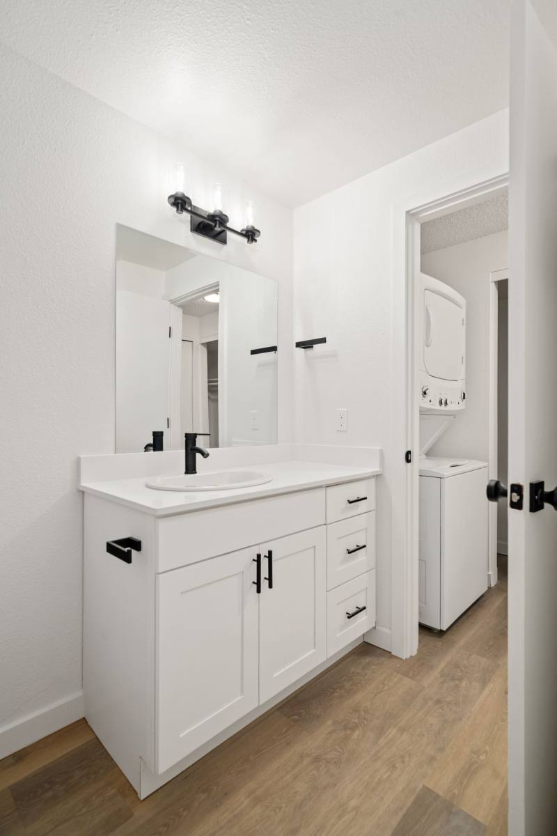Apartment for rent at 11210 Meridian Ave N, Seattle, WA 98133