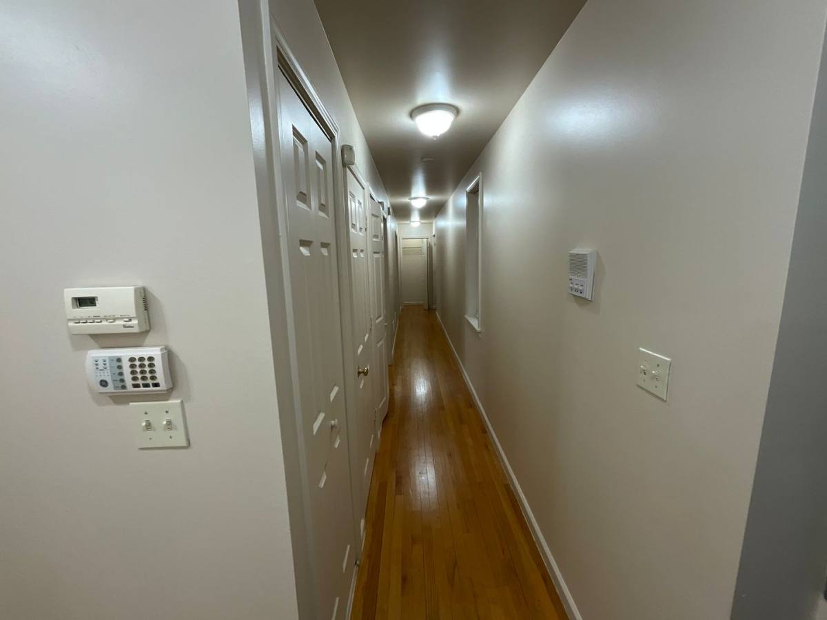 Apartment for rent at 7001-7011 S Chappel Ave, Chicago, IL 60649