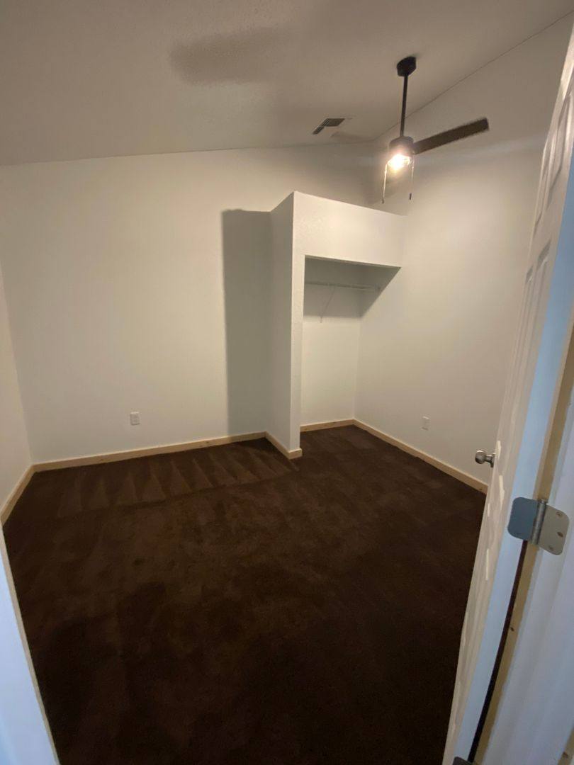 Apartment for rent at 1909 N Main St, Searcy, AR 72143