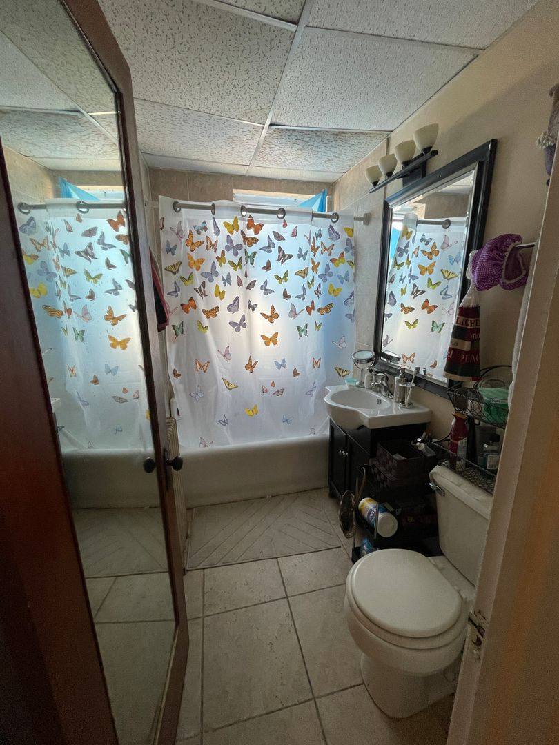 Apartment for rent at 1423-35 Martha Washington Dr, Milwaukee, WI 53213