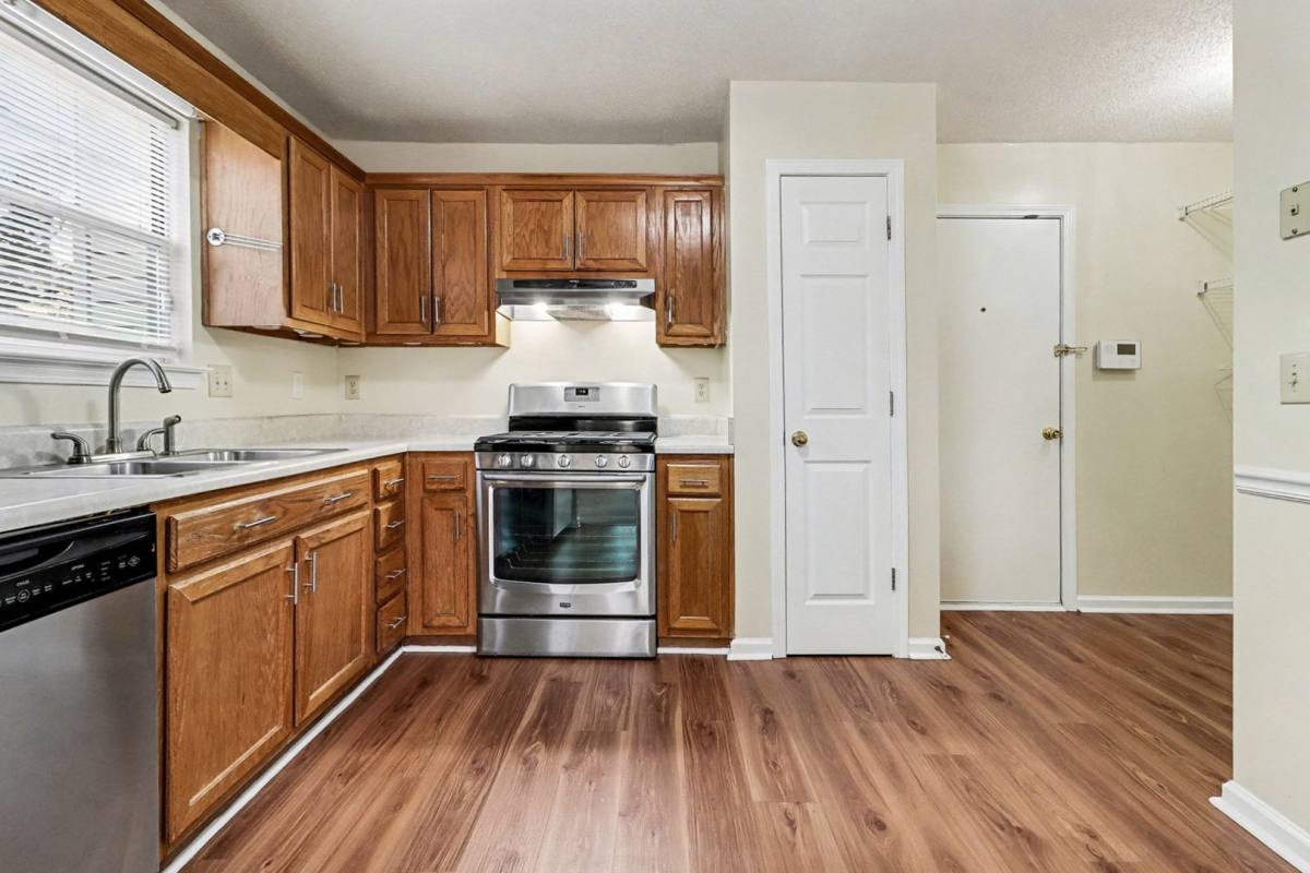 House for rent at 7134 Hazelwood Dr, Jonesboro, GA 30236